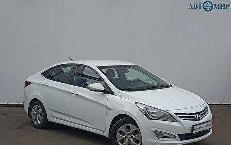 Hyundai Solaris II рестайлинг, 2015 год, 790 000 рублей, 3 фотография