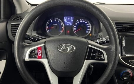 Hyundai Solaris II рестайлинг, 2016 год, 950 000 рублей, 16 фотография