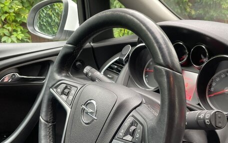 Opel Astra J, 2013 год, 1 000 000 рублей, 1 фотография