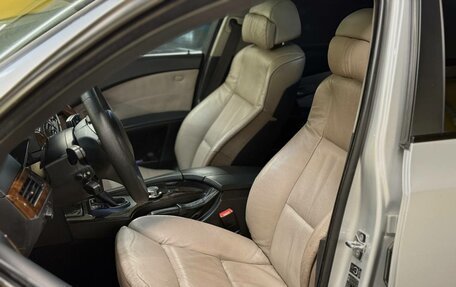 BMW 5 серия, 2005 год, 825 000 рублей, 12 фотография