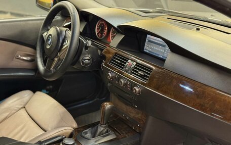 BMW 5 серия, 2005 год, 825 000 рублей, 14 фотография