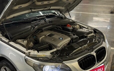 BMW 5 серия, 2005 год, 825 000 рублей, 21 фотография