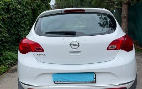 Opel Astra J, 2013 год, 1 000 000 рублей, 5 фотография