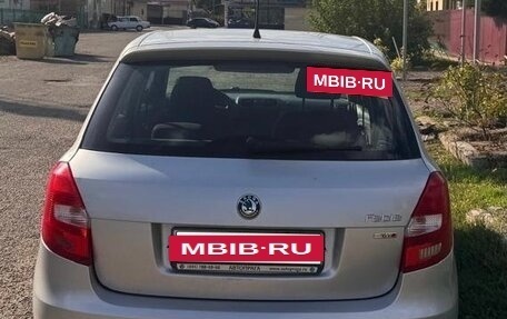 Skoda Fabia II, 2012 год, 650 000 рублей, 4 фотография