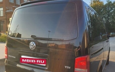 Volkswagen Multivan T5, 2012 год, 2 250 000 рублей, 2 фотография