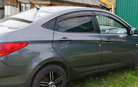 Hyundai Solaris II рестайлинг, 2011 год, 740 000 рублей, 10 фотография