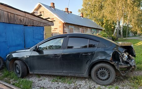Chevrolet Cruze II, 2010 год, 270 000 рублей, 4 фотография