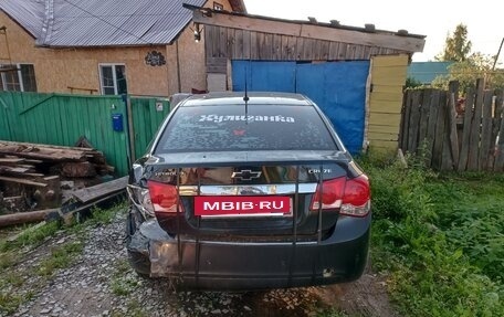 Chevrolet Cruze II, 2010 год, 270 000 рублей, 3 фотография