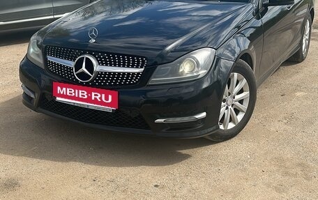 Mercedes-Benz C-Класс, 2012 год, 1 650 000 рублей, 2 фотография