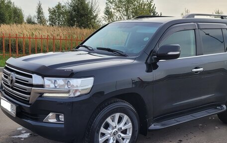 Toyota Land Cruiser 200, 2019 год, 7 200 000 рублей, 5 фотография