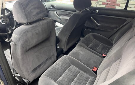 Volkswagen Golf IV, 2001 год, 370 000 рублей, 12 фотография