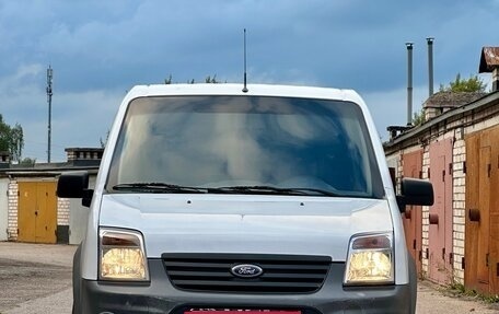 Ford Tourneo Connect I, 2010 год, 799 000 рублей, 1 фотография