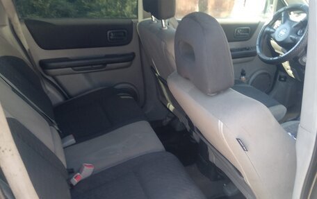 Nissan X-Trail, 2005 год, 550 000 рублей, 6 фотография