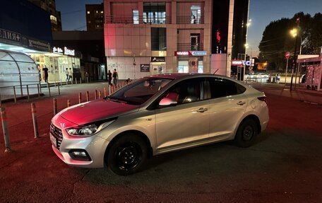 Hyundai Solaris II рестайлинг, 2018 год, 1 490 000 рублей, 6 фотография