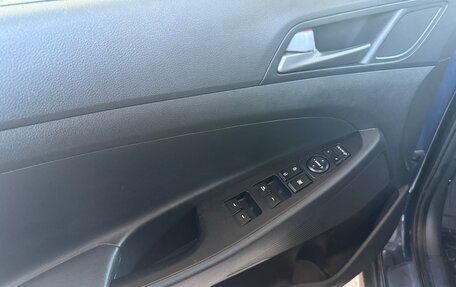 Hyundai Tucson III, 2018 год, 2 300 000 рублей, 7 фотография