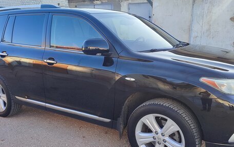 Toyota Highlander III, 2012 год, 2 400 000 рублей, 6 фотография