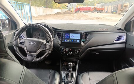Hyundai Solaris II рестайлинг, 2019 год, 950 000 рублей, 2 фотография