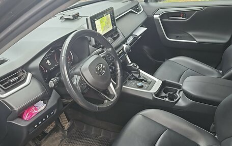 Toyota RAV4, 2020 год, 3 599 000 рублей, 4 фотография