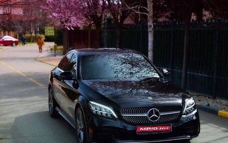 Mercedes-Benz C-Класс, 2019 год, 3 200 000 рублей, 1 фотография