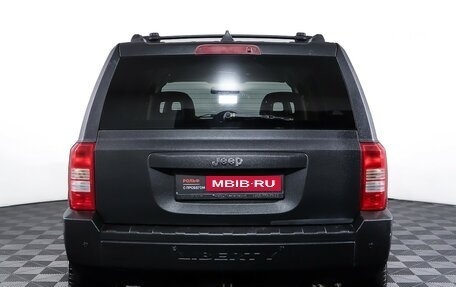 Jeep Liberty (Patriot), 2007 год, 697 000 рублей, 6 фотография