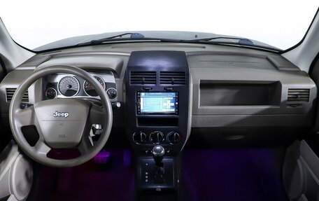 Jeep Liberty (Patriot), 2007 год, 697 000 рублей, 13 фотография