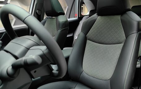 Toyota RAV4, 2025 год, 4 200 000 рублей, 14 фотография