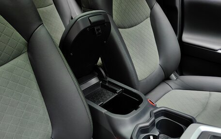 Toyota RAV4, 2025 год, 4 200 000 рублей, 34 фотография