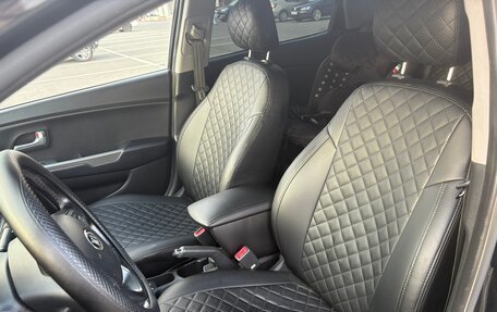 KIA Rio III рестайлинг, 2014 год, 900 000 рублей, 6 фотография