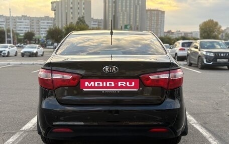 KIA Rio III рестайлинг, 2014 год, 900 000 рублей, 4 фотография