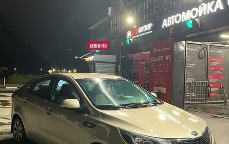 KIA Rio III рестайлинг, 2012 год, 700 000 рублей, 3 фотография