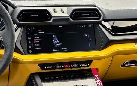 Lamborghini Urus I, 2025 год, 45 300 000 рублей, 23 фотография