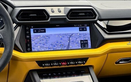 Lamborghini Urus I, 2025 год, 45 300 000 рублей, 26 фотография