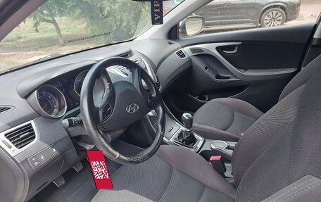 Hyundai Elantra V, 2012 год, 900 000 рублей, 6 фотография