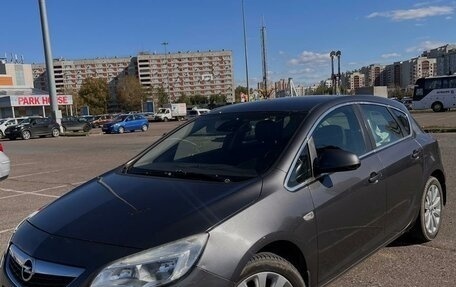 Opel Astra J, 2011 год, 675 000 рублей, 13 фотография