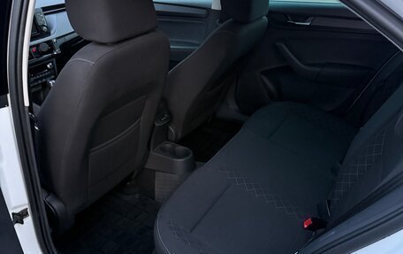 Skoda Rapid II, 2021 год, 2 000 000 рублей, 12 фотография