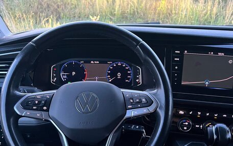 Volkswagen Multivan T6 рестайлинг, 2020 год, 6 380 000 рублей, 8 фотография