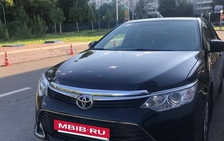 Toyota Camry, 2015 год, 2 650 000 рублей, 3 фотография