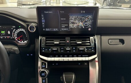 Toyota Land Cruiser, 2023 год, 12 500 000 рублей, 17 фотография