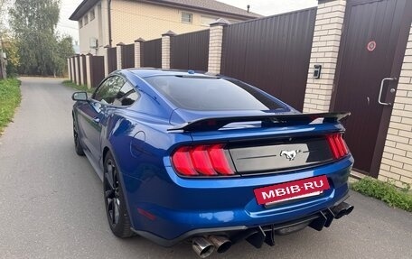 Ford Mustang VI рестайлинг, 2018 год, 2 900 000 рублей, 10 фотография