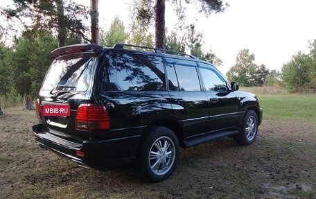 Toyota Land Cruiser 100 рестайлинг 2, 2003 год, 2 000 000 рублей, 18 фотография