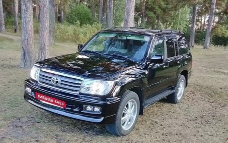 Toyota Land Cruiser 100 рестайлинг 2, 2003 год, 2 000 000 рублей, 14 фотография