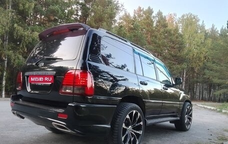 Toyota Land Cruiser 100 рестайлинг 2, 2003 год, 2 000 000 рублей, 9 фотография