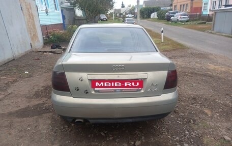 Audi A4, 1999 год, 330 000 рублей, 4 фотография