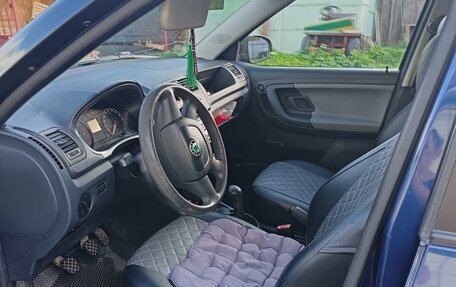 Skoda Fabia II, 2009 год, 410 000 рублей, 6 фотография