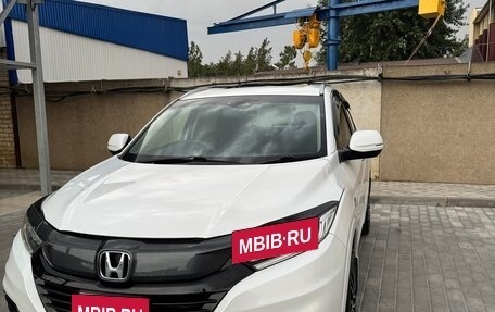 Honda Vezel, 2019 год, 1 725 000 рублей, 2 фотография