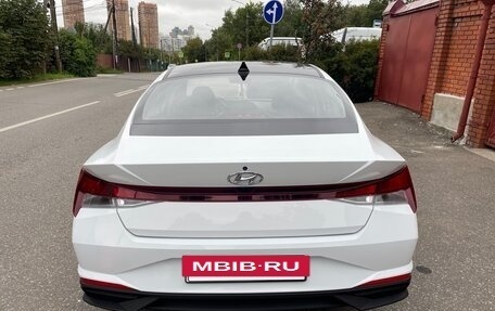Hyundai Elantra, 2021 год, 1 710 000 рублей, 4 фотография