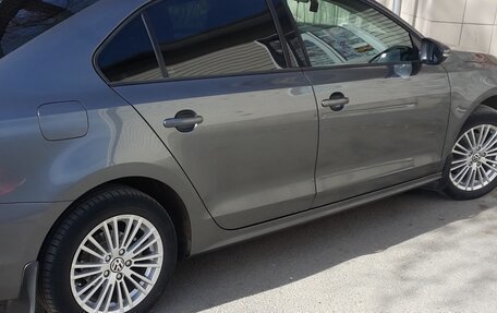 Volkswagen Jetta VI, 2012 год, 900 000 рублей, 3 фотография