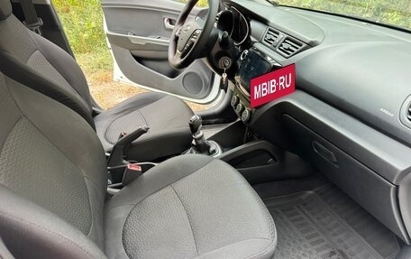 KIA Rio III рестайлинг, 2016 год, 950 000 рублей, 23 фотография