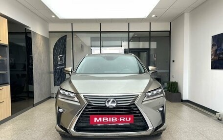 Lexus RX IV рестайлинг, 2019 год, 4 500 000 рублей, 3 фотография