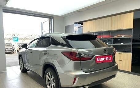 Lexus RX IV рестайлинг, 2019 год, 4 500 000 рублей, 7 фотография